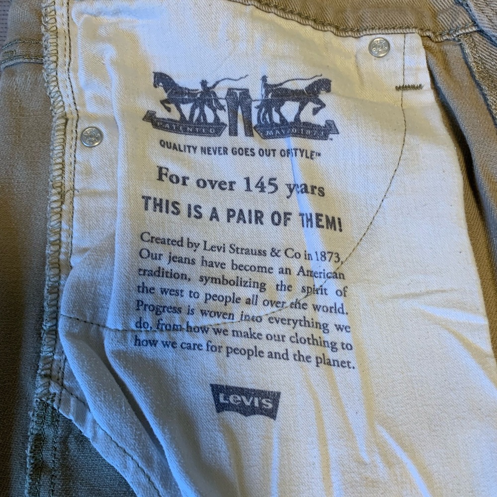 Levi's - Men's 541 Relaxed Jeans - used - Picture 4 of 5